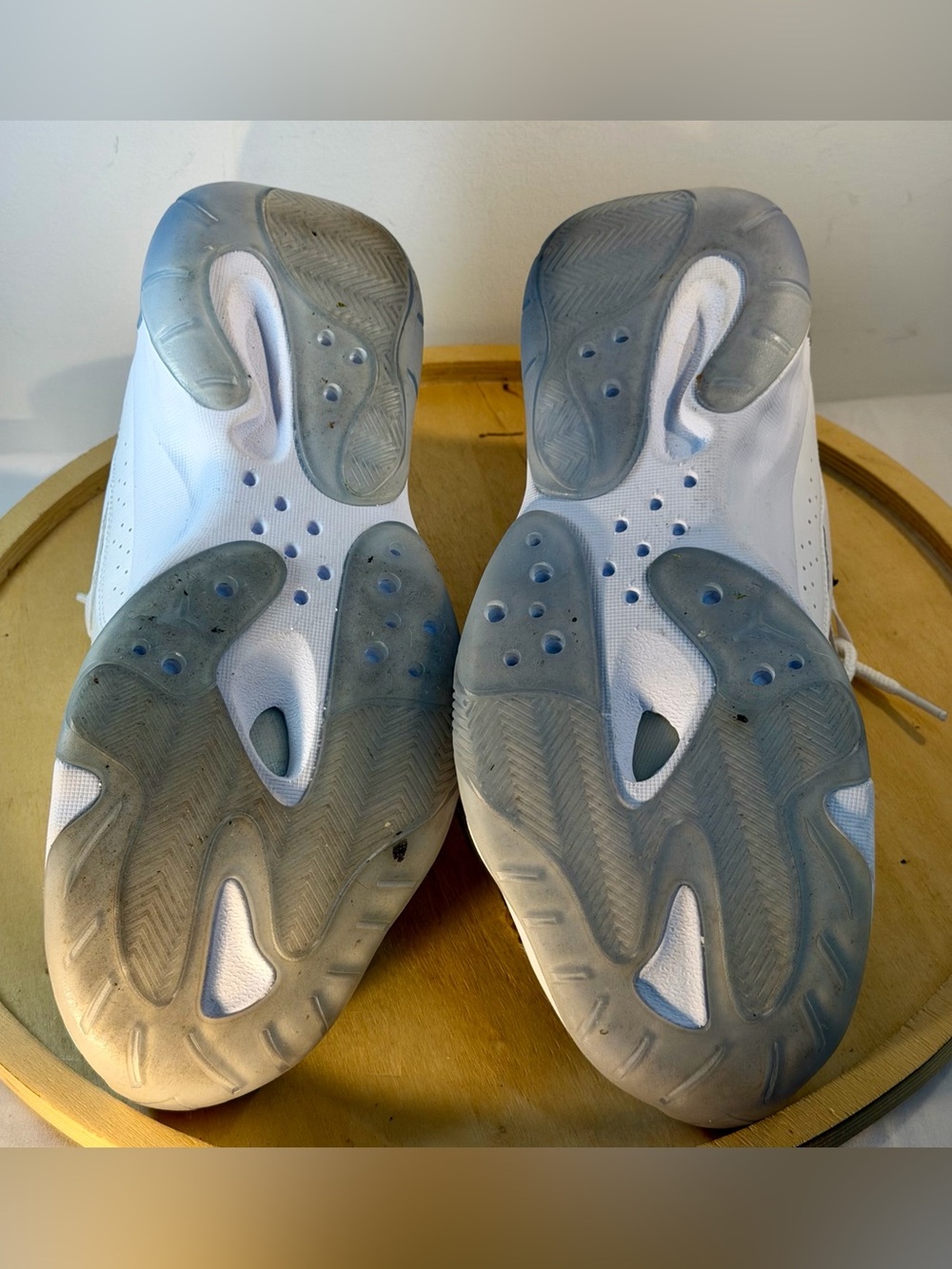 Nike Air Jordan 11 CMFT Low Sneakers University Blue and White Men’s - Picture 8 of 9